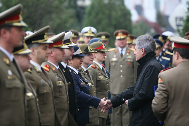 Zece ani în NATO