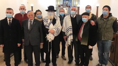 בית הכנסת בפוקשני פתח מחדש את שעריו