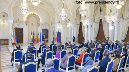 פגישת נשיא רומניה עם השגרירים בבוקרשט