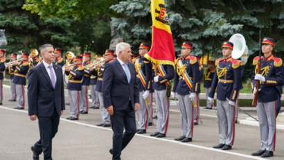 Coopération militaire Roumanie – République de Moldova