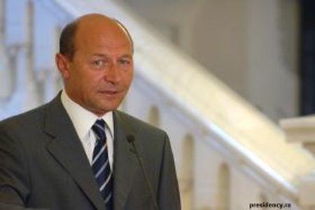 Papa: messaggio augurale del presidente Traian Basescu