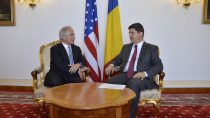 Senatorul american Robert Corker, la Bucureşti