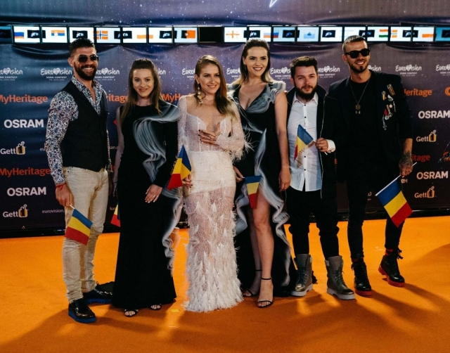 Ester Peony la ceremonia de deschidere a Eurovision 2019