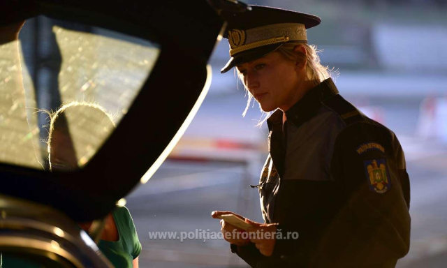 IGPF: Peste 212.000 de persoane au intrat vineri în România, 7.700 sunt cetăţeni ucraineni