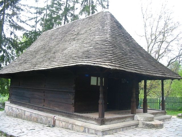 Le monastère « Dintr-un lemn » (d’un seul bois) (édition concours Govora)