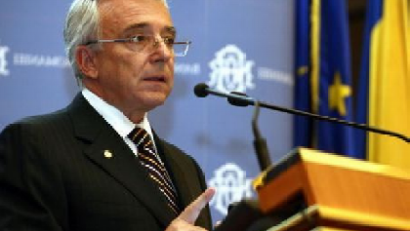 Mugur Isărescu, un nouveau mandat de gouverneur de la Banque Centrale