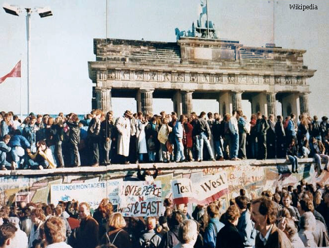 Deutschland feierte 25 Jahre seit dem Fall der Berliner Mauer