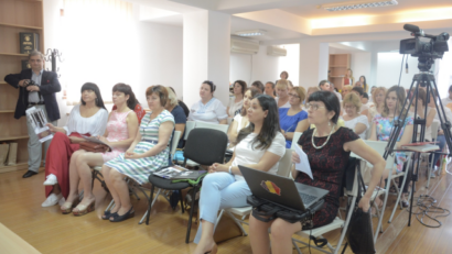 Schimb de experienţă între bibliotecarii din Basarabia şi cei din România