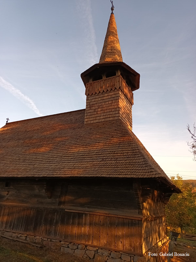 Cyclotourisme dans la Vallée de Criș, dans les monts Apuseni