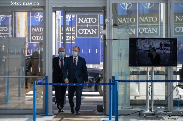 România pledează pentru consolidarea flancului estic al NATO