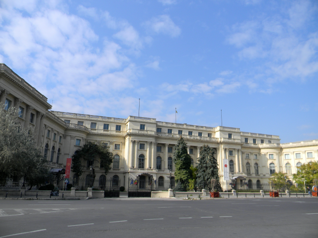 Nouari Naghmouchi (Algérie) – les musées de Bucarest (II)