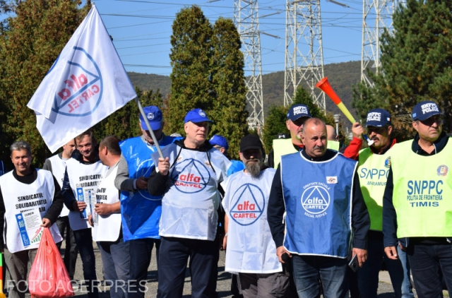 Proteste împotriva creşterii preţurilor