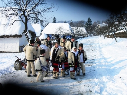 Desde Rumanía hacia el mundo: Tradiciones navideñas en el Museo de la Aldea