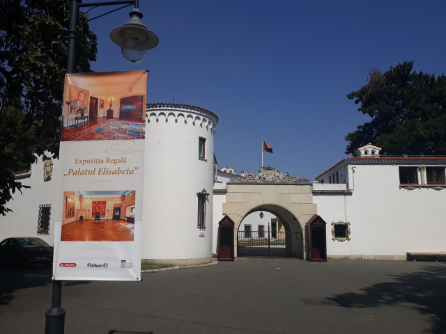 Elisabeta Palace hosts royal exhibition