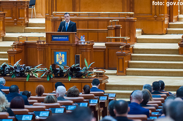 Уряд Гріндяну встояв першій резолюції про вотум недовіри