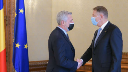 Klaus Iohannis a discutat cu Filippo Grandi despre sprijinul acordat refugiaților ucraineni