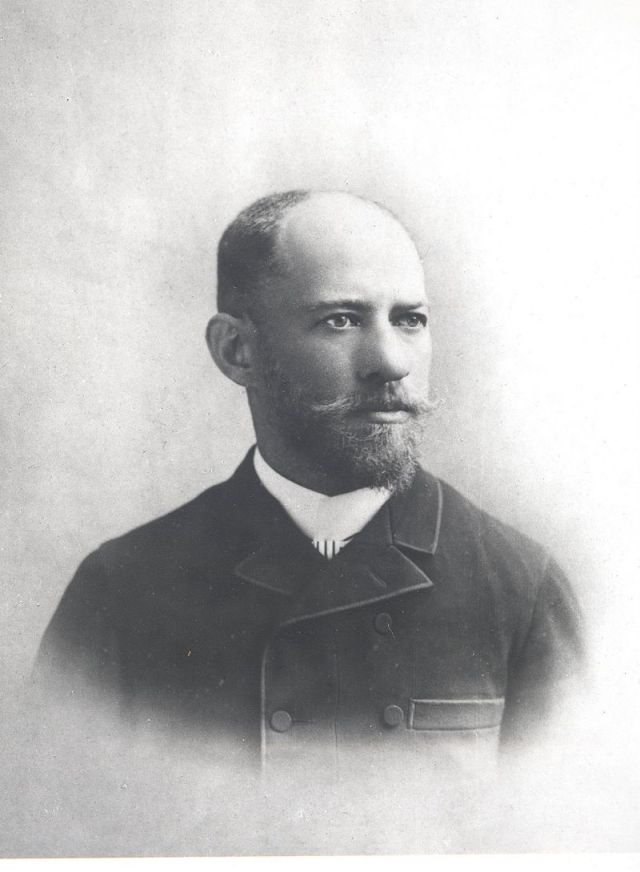 Explorer Iuliu Popper