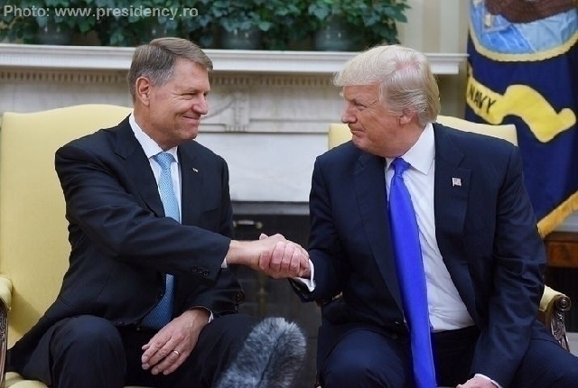 Klaus Iohannis meets Donald Trump at the White House