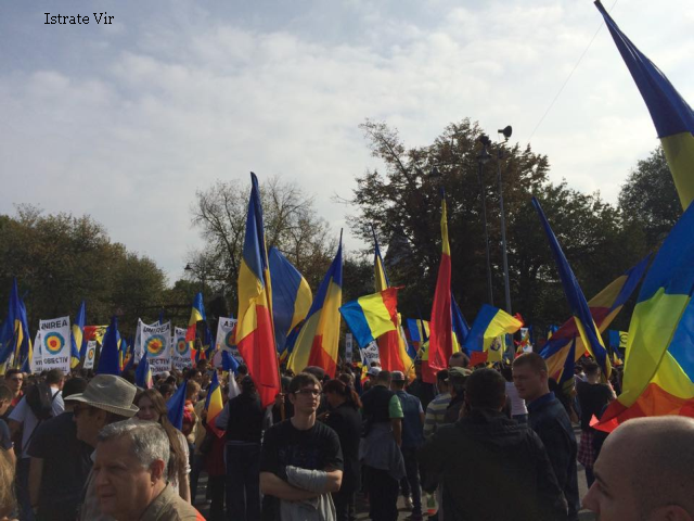 In Bukarest sind Rumänen und Moldauer für Bessarabien auf die Straße gegangen