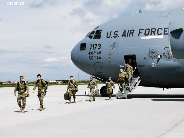 Un nou contingent de militari s-a întors din Afganistan