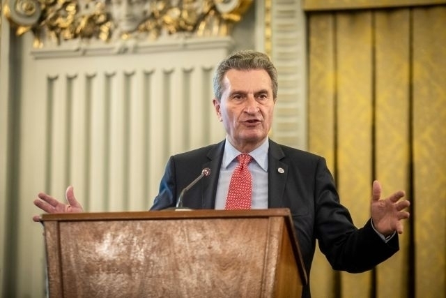 Vizita comisarului Gunther Oettinger la București