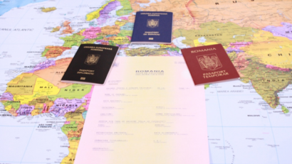 Minorii de peste 16 ani vor putea călători în străinătate neînsoţiţi