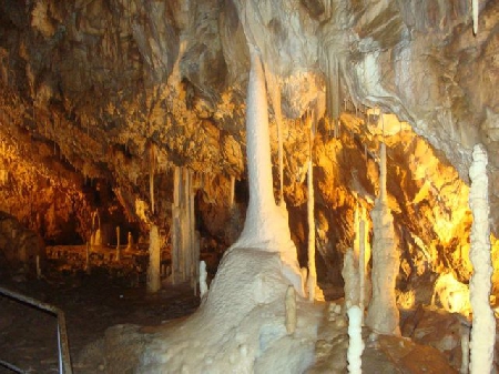 Turismo speleologico