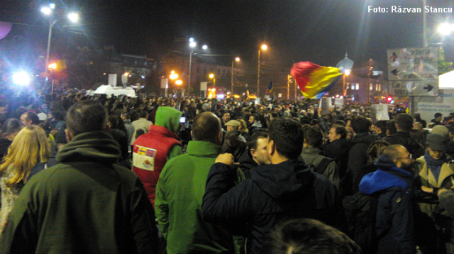 Protesti contra a clasal’ei politica dit România