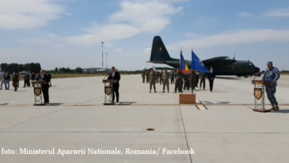 Cei 15 cetăţeni români şi patru bulgari au sosit, sâmbătă, din Afganistan