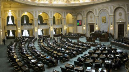 Décisions controversées du Sénat roumain