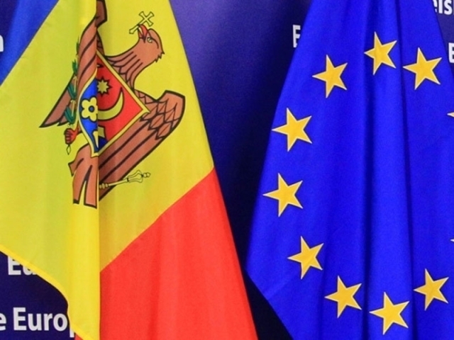 Flags EU- Moldova