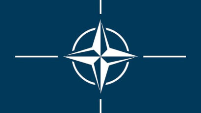 فرنسا تدعم تعزيز الجناح الشرقي لحلف شمال الأطلسي (الناتو)