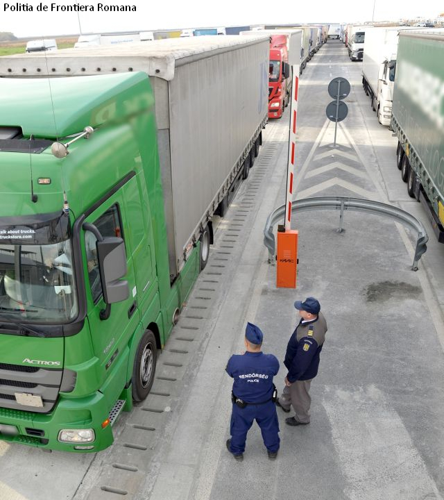 PTF Nădlac II şi Vărşand Arad: Coloane de camioane de până la 8 kilometri