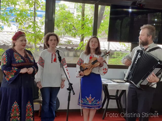 Les instruments à cordes dans la musique traditionnelle roumaine