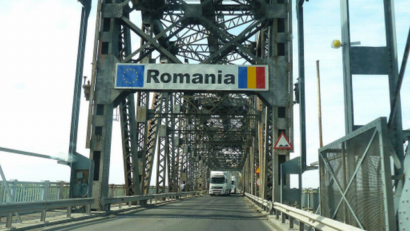 Valori mari de trafic înregistrate la toate punctele de trecere a graniţei din sudul şi vestul României