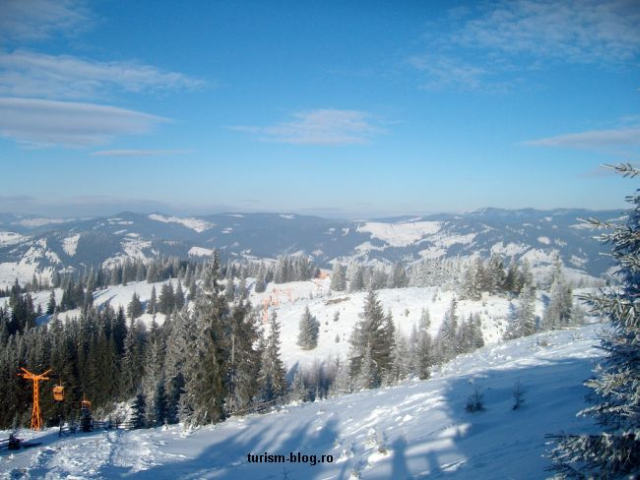 Sur les skis, dans le nord de la Roumanie