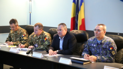 Videoteleconferinţă cu militarii din teatrele de operaţii și misiuni externe