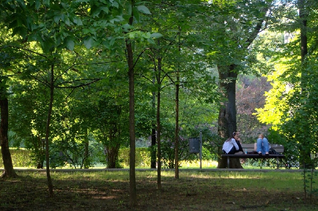 Bucarest, ses bancs pour asseoir le temps