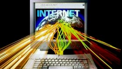 Internet Day: CE premia quattro giovani romeni