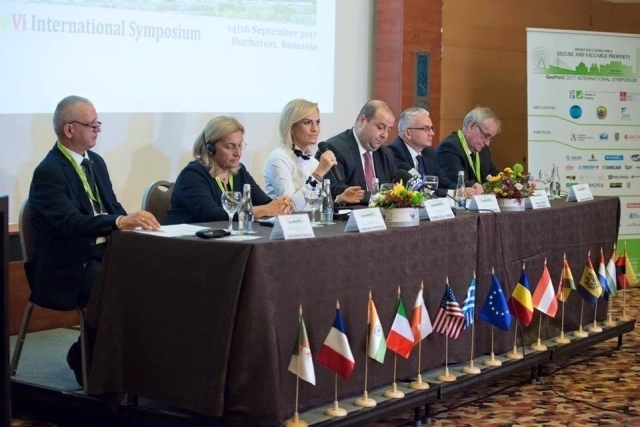 Symposium international de géodésie à Bucarest