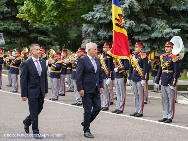 Військове співробітництво між Румунією та Республікою Молдова