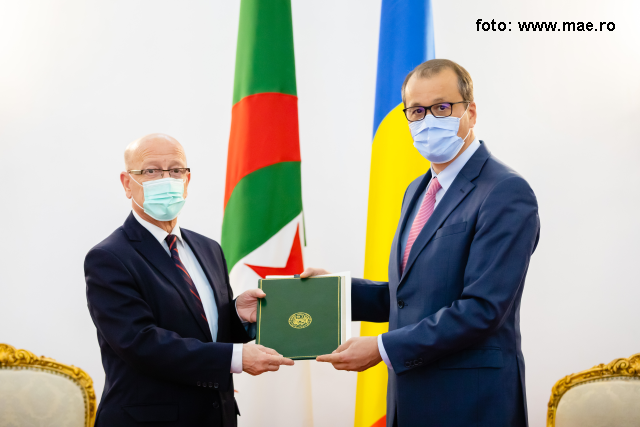 استقبال السفير الجزائري الجديد في وزارة الخارجية