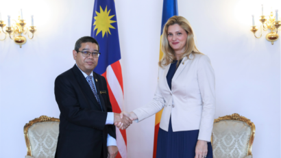 استقبال وزيرة الشؤون الخارجية الرومانية لسفير ماليزيا الجديد