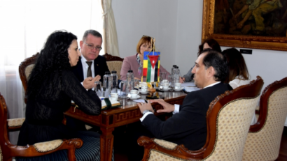 لقاء وزير الزراعة مع السفير الأردني في رومانيا