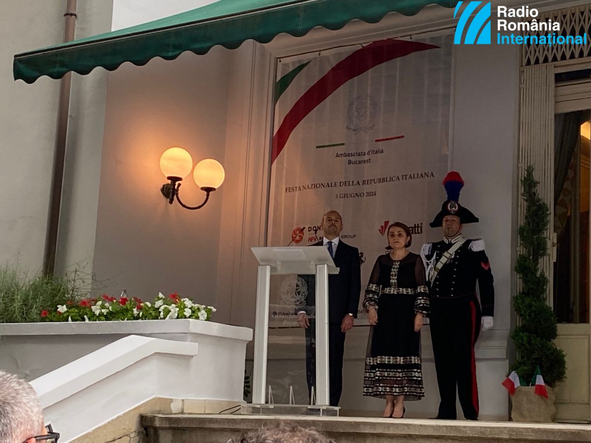 L'ambasciatore d'Italia a Bucarest, Alfredo Durante Mangoni, e il ministro degli Esteri romeno, Luminiţa Odobescu, al ricevimento dedicato alla Festa Nazionale (foto: Radio Romania Internazionale)