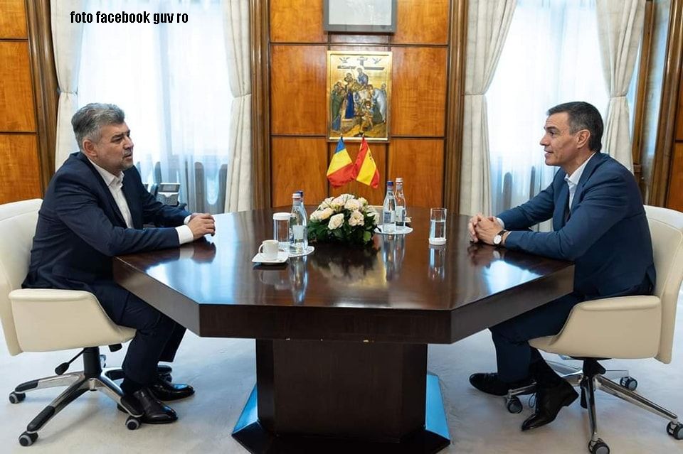 Premierul român Marcel Ciolacu si omologul său de la Madrid, Pedro Sanchez