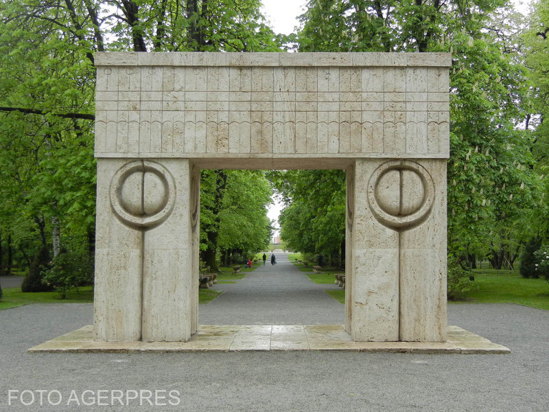 Poarta Sărutului (Constantin Brâncuși) / Foto: Agerpres