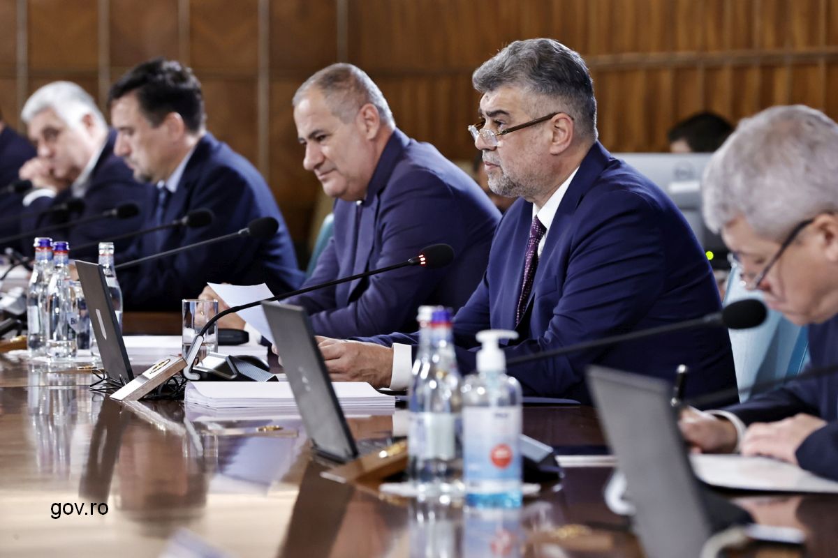 Prime Minister Marcel Ciolacu announced a 2-bln-EUR budget for the reindustrialization of the economy (gov.ro)