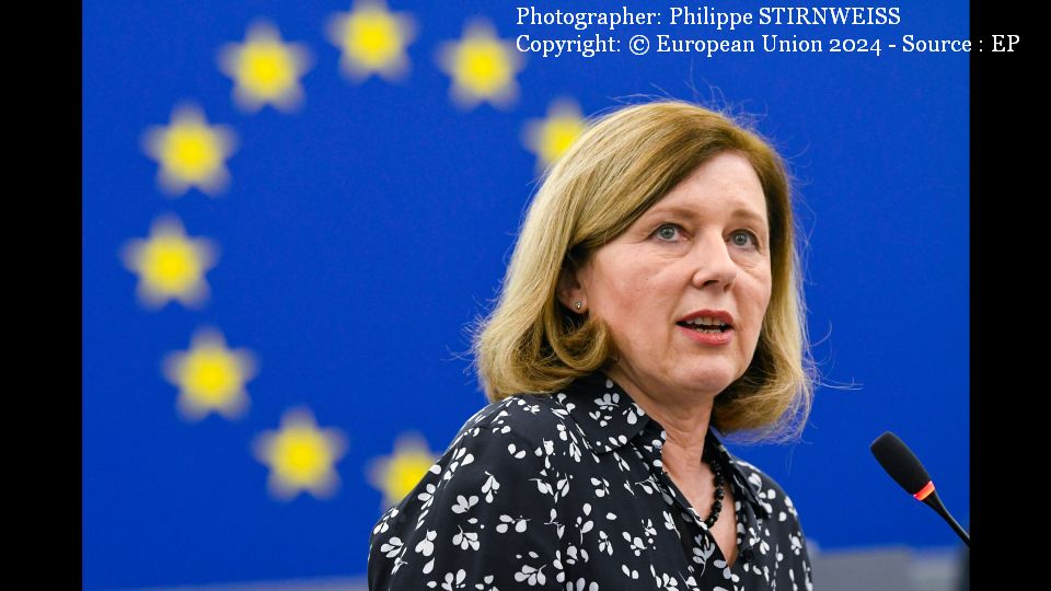 Vera Jourova (foto: Copyright: © European Union 2024 - Source : EP /Photographer: Philippe STIRNWEISS)