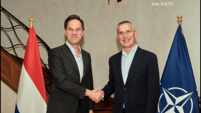 Mark Rutte şi Jens Stoltenberg (foto: NATO)